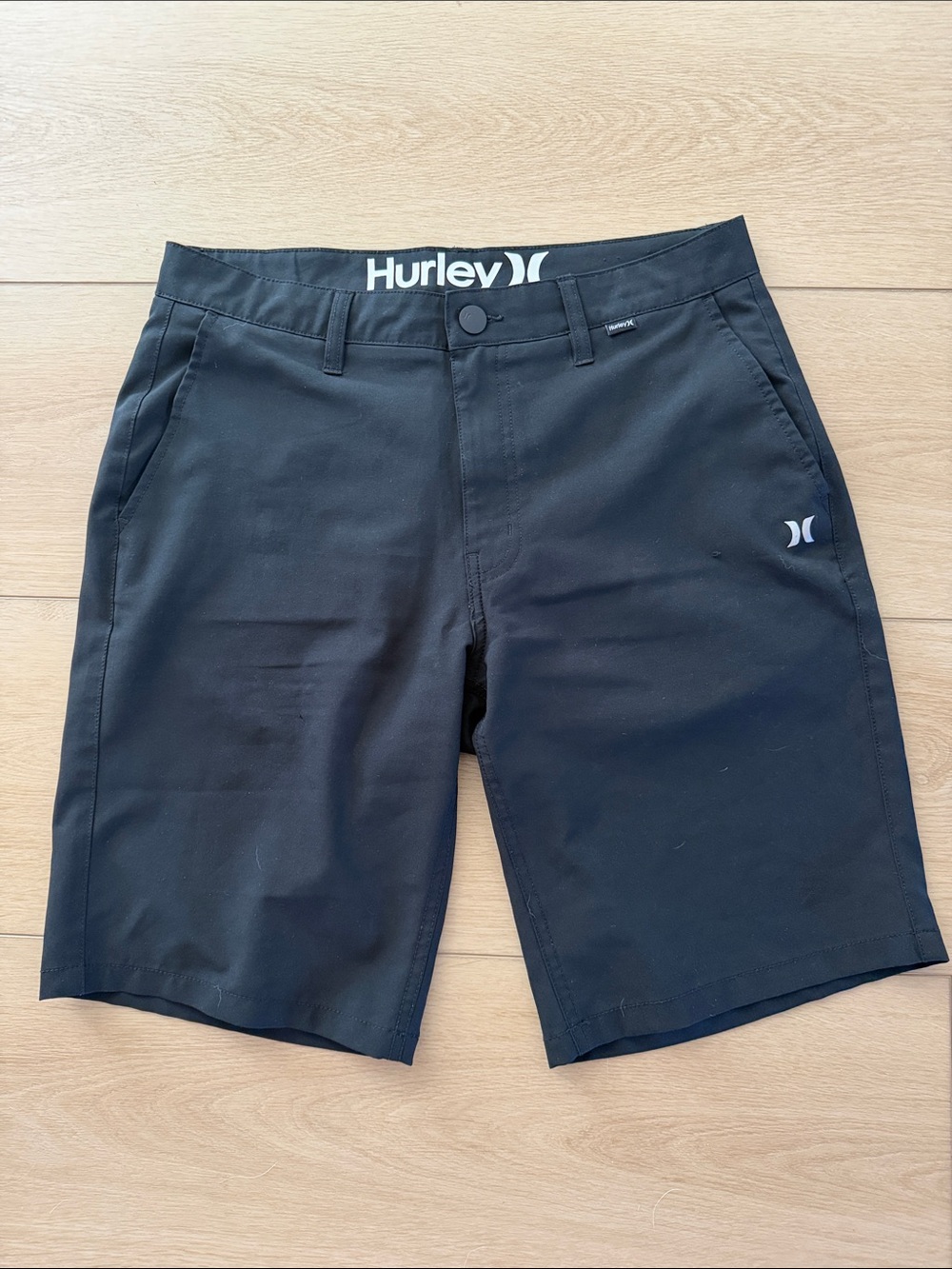 🖤Hurley Men’s Black Hybrid Shorts-(Size 32)🖤